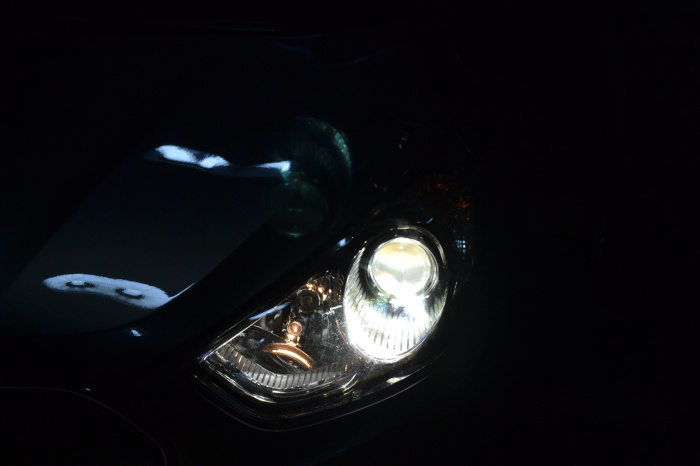 IX35車(chē)燈改裝進(jìn)口海拉5透鏡歐司朗氙氣燈