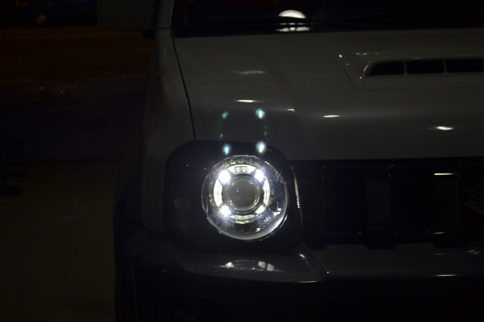 吉姆尼車(chē)燈改裝透鏡氙氣燈LED日行燈