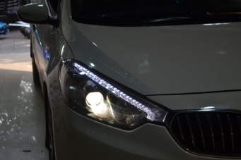 14款K3車(chē)燈改裝Q5透鏡歐司朗氙氣燈LED日行燈