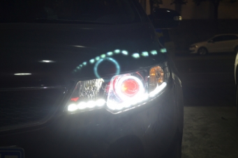 福瑞迪車(chē)燈改裝雙光透鏡氙氣燈LED日行燈天使眼