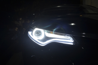 雷凌車(chē)燈改裝天使眼光導日行燈雙光透鏡氙氣燈