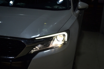DS6車(chē)燈改裝海拉透鏡歐司朗氙氣燈飛利浦氙氣燈