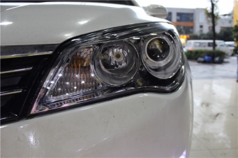 榮威350車(chē)燈改裝透鏡氙氣燈天使眼