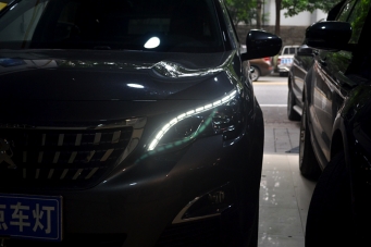 標致4008車(chē)燈改裝龍鼎全LED大燈總成
